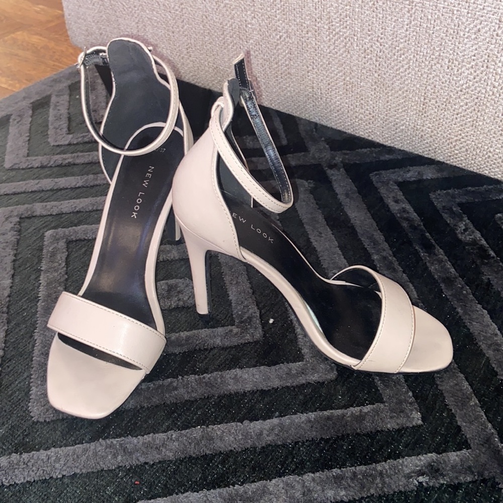 Classic Nude Heel